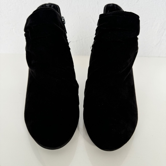 LAURA ASHLEY La Grand Ankle Bootie 7.5 Black Ruched Buckle Block Heel Evening - Picture 6 of 14